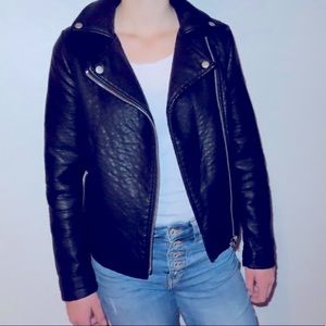 Woman’s black leather jacket from forever 21. Size small.
